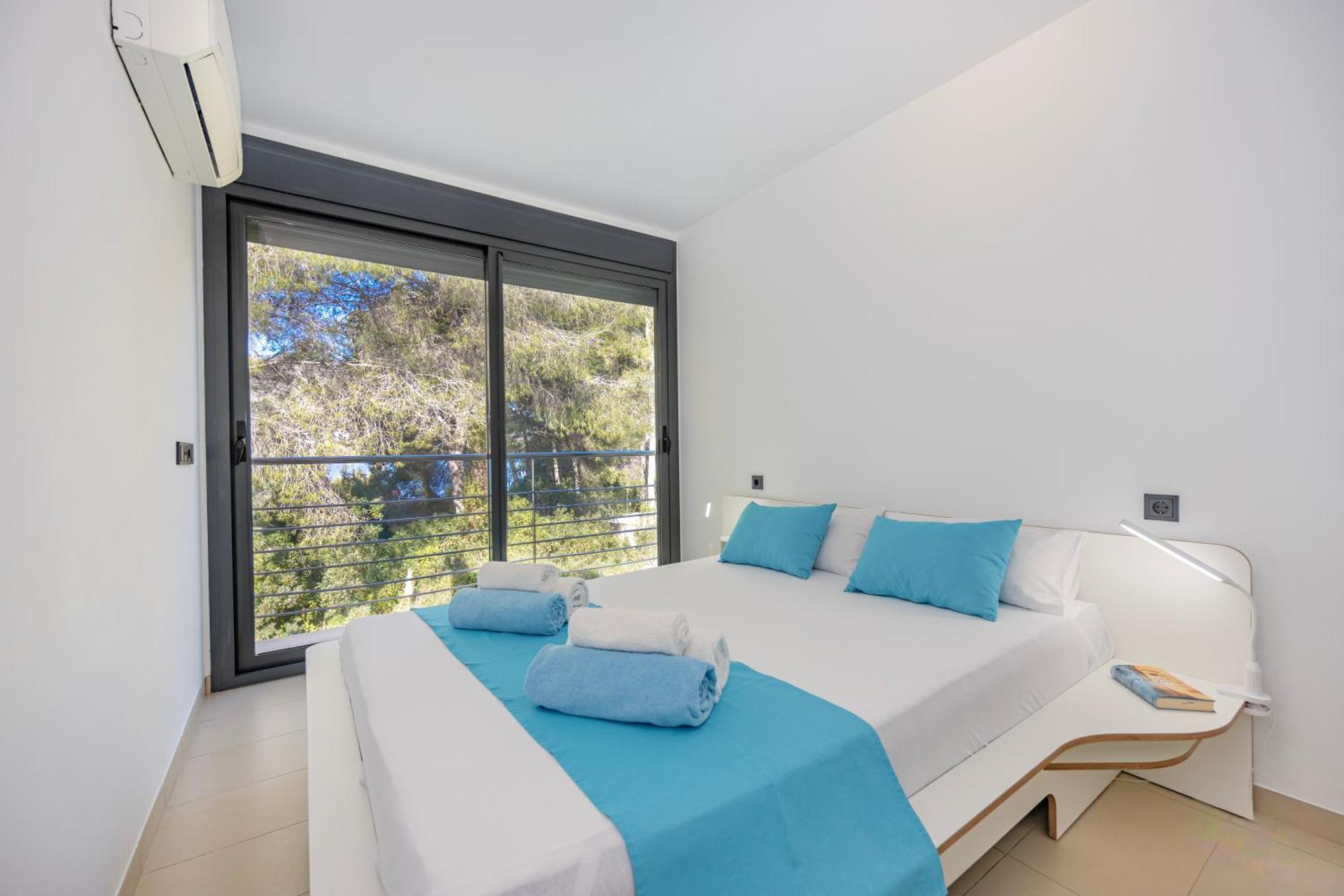 Villa Pam Beach House Playa De Muro - 200M To Beach With Hot Tub 阿尔库迪亚 外观 照片